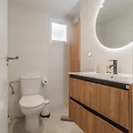 Moderno Con Piscina En Daire Costa Adeje